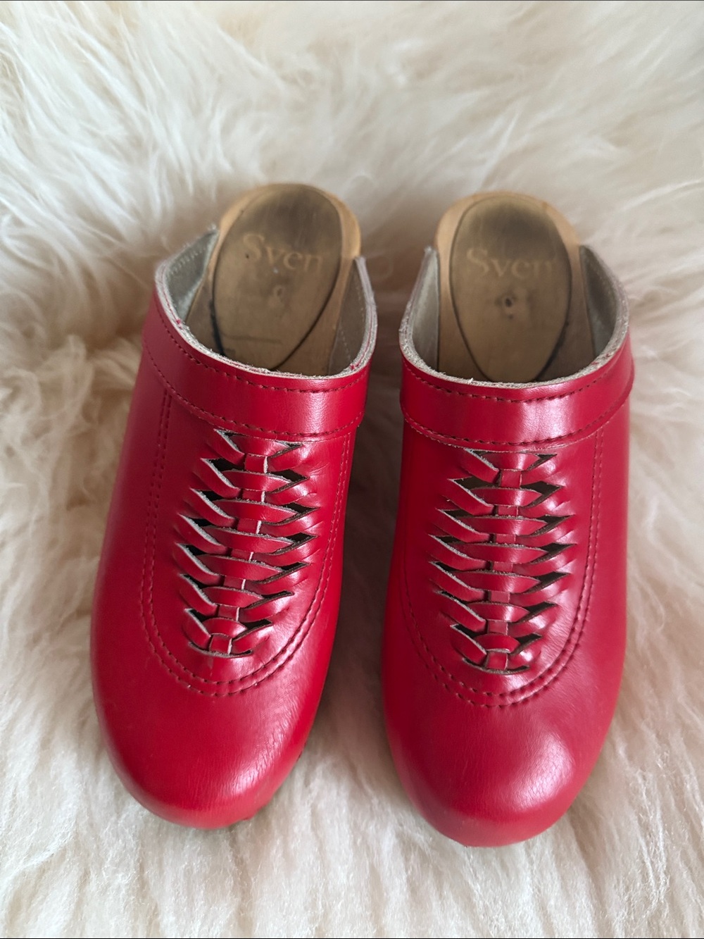 Sven Red Leather Woven-Detail Slip-On Clogs